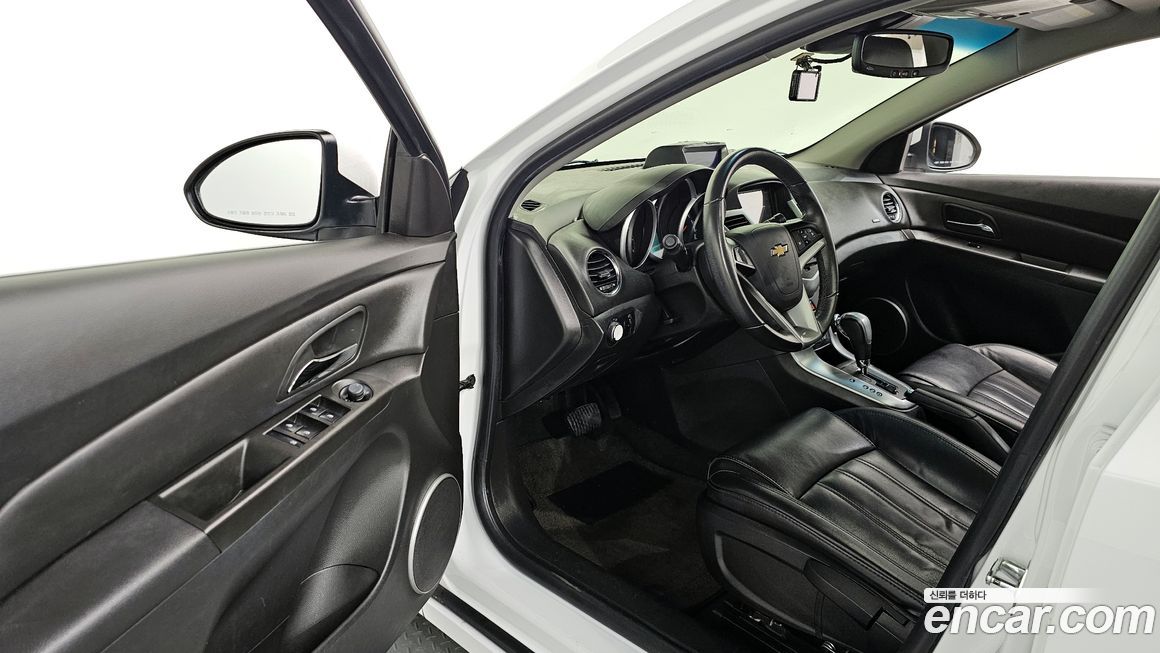 ChevroletGMDaewoo Cruze 2012