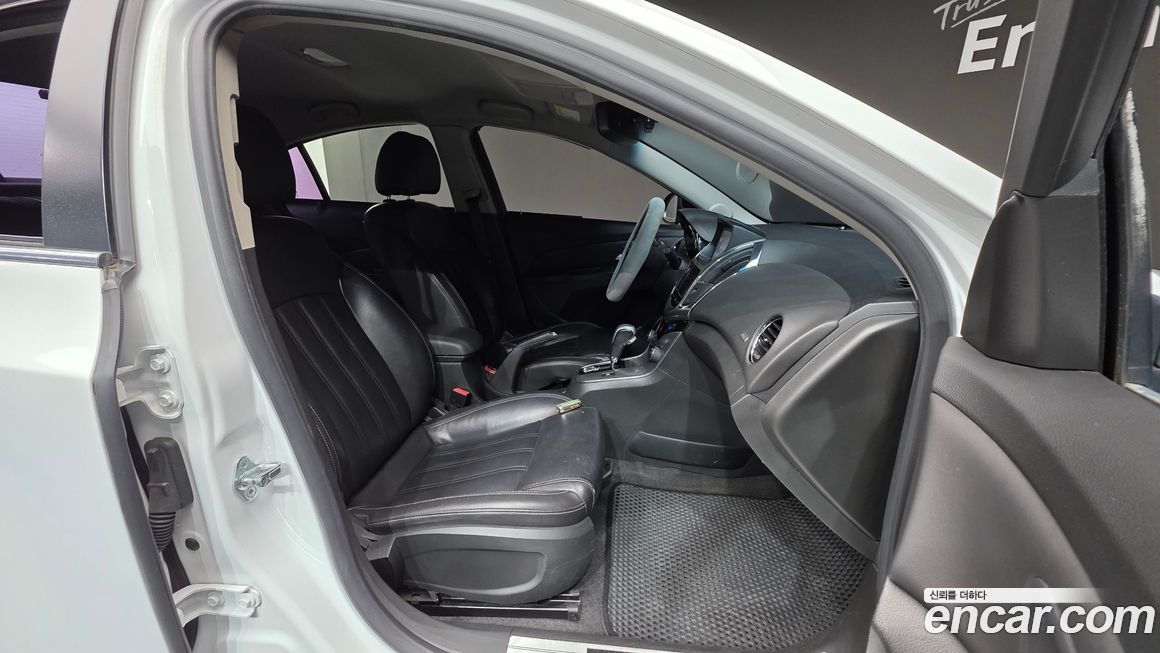 ChevroletGMDaewoo Cruze 2013