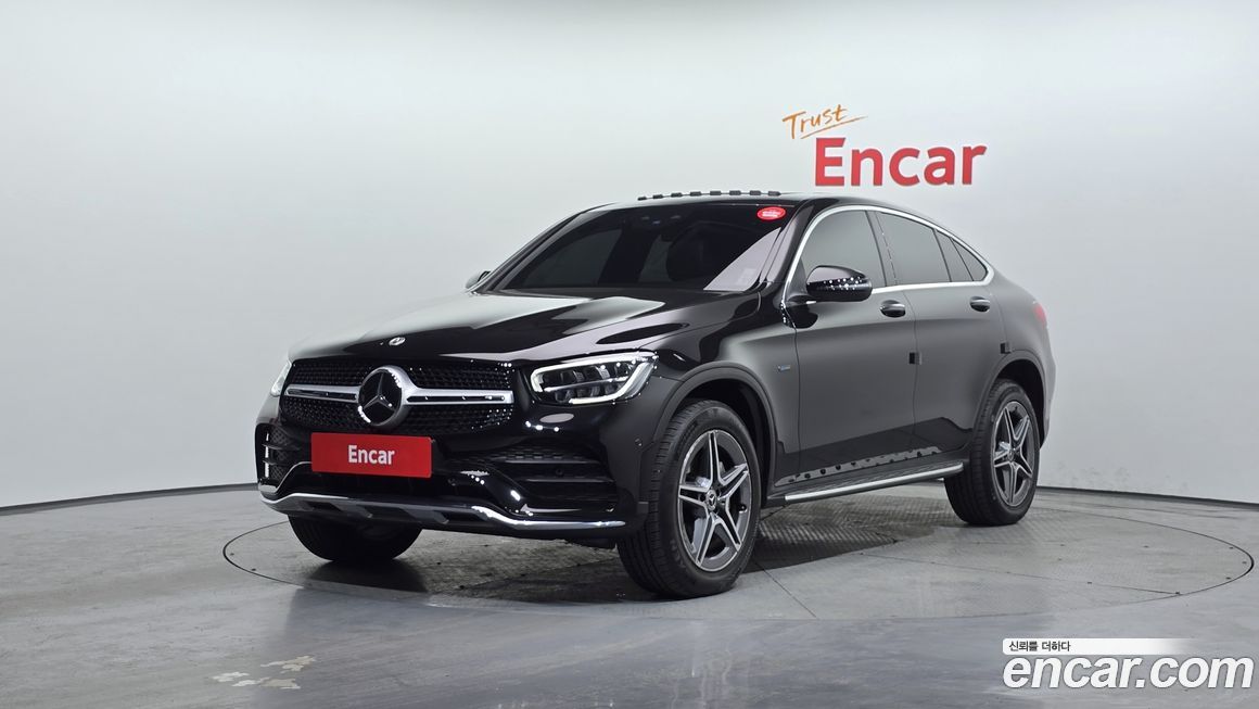 Mercedes-Benz GLC-Class 2021
