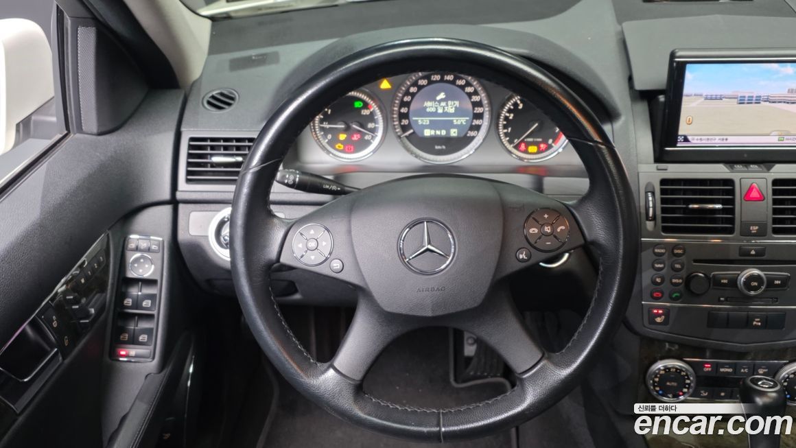 Mercedes-Benz C-Class 2010