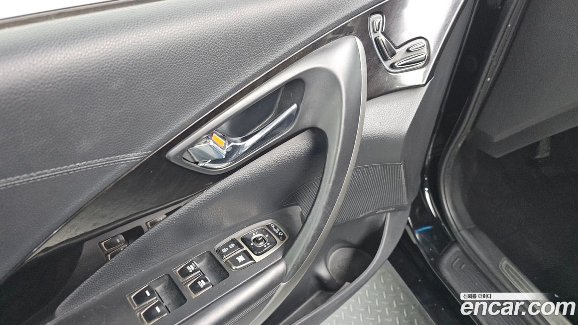 Hyundai Grandeur 2011