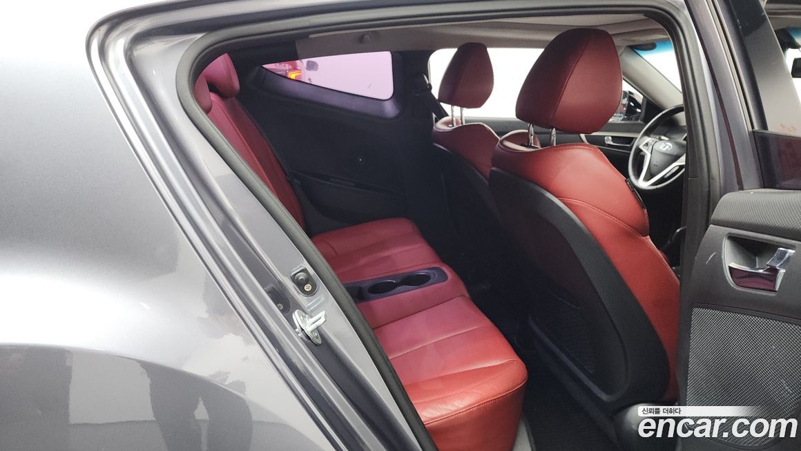 Hyundai Veloster 2012