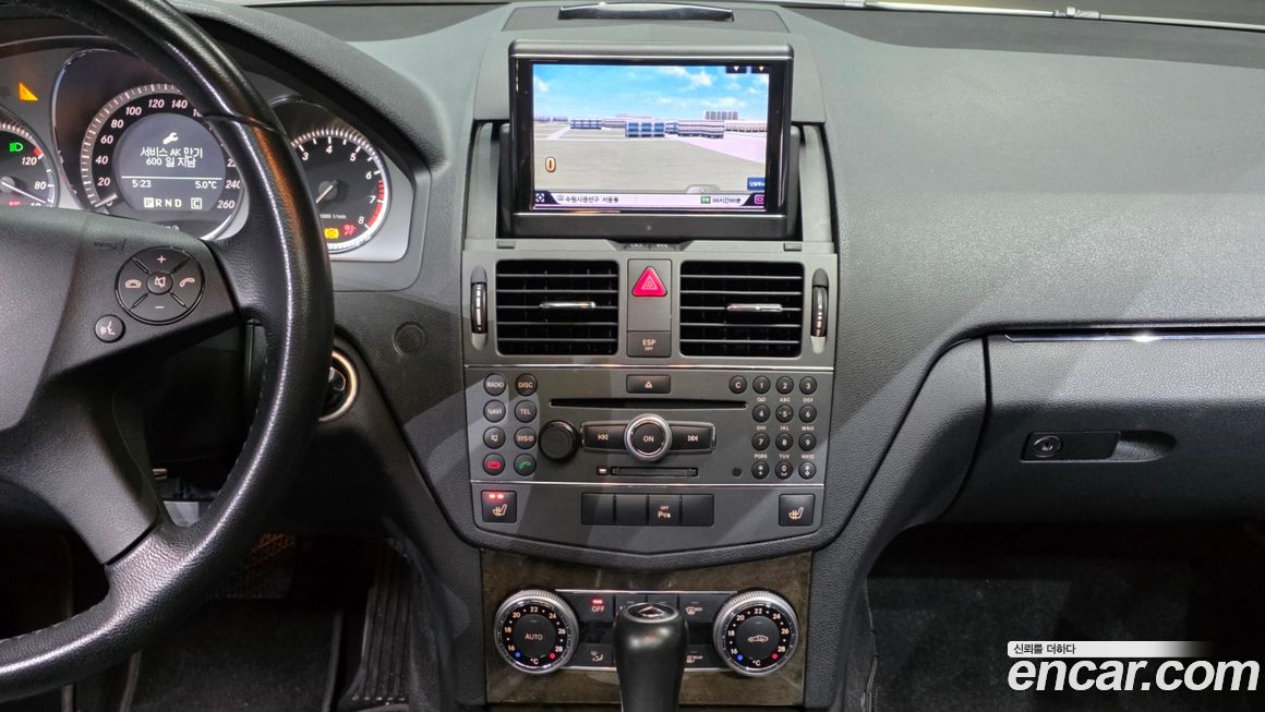 Mercedes-Benz C-Class 2010