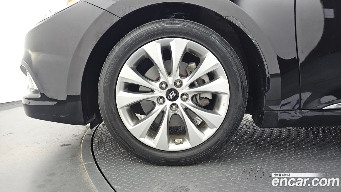 Hyundai Grandeur 2011