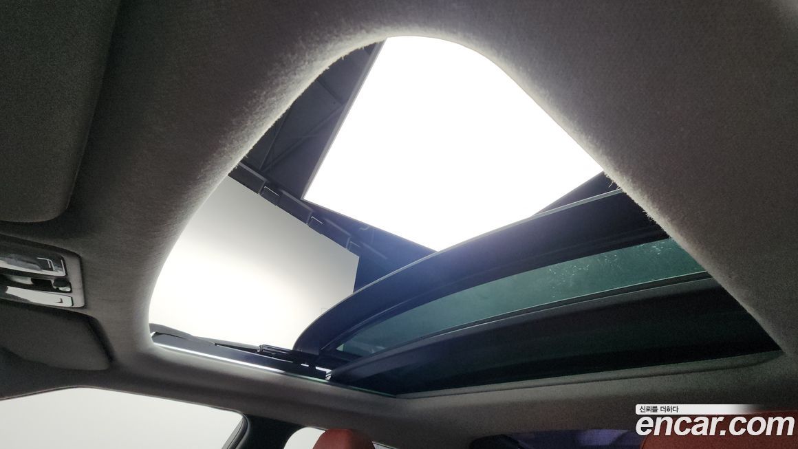 Hyundai Veloster 2012