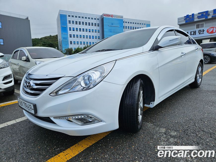 Hyundai Sonata 2013