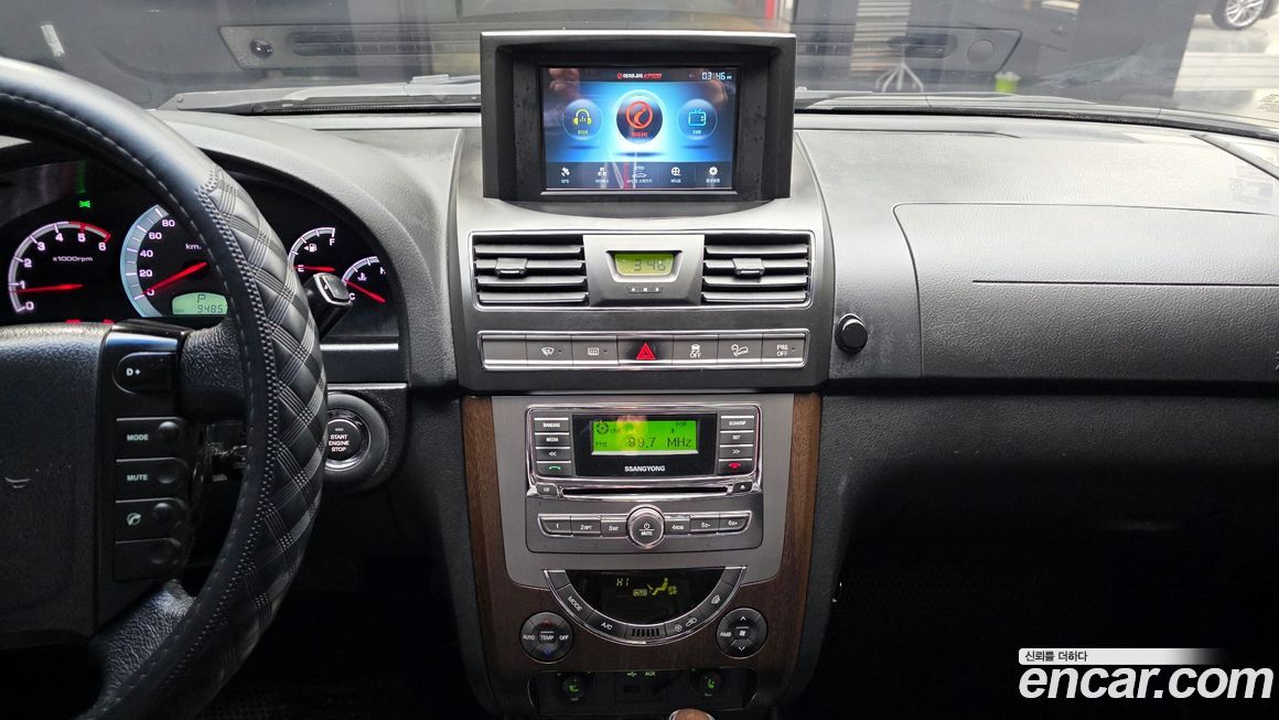 KG_Mobility_Ssangyong Rexton 2013