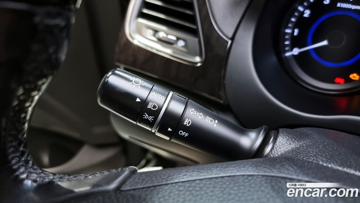 Hyundai Grandeur 2012