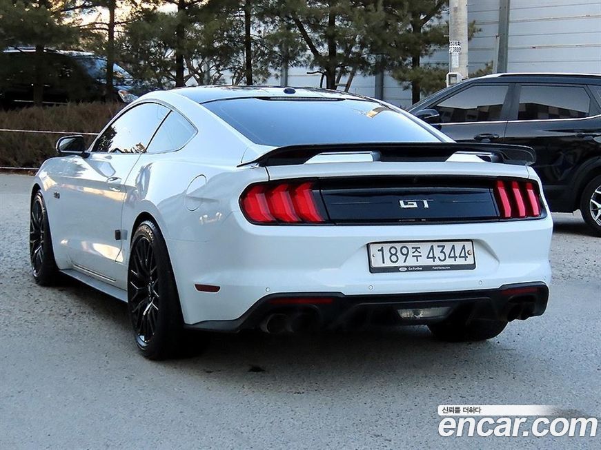 Ford Mustang 2019