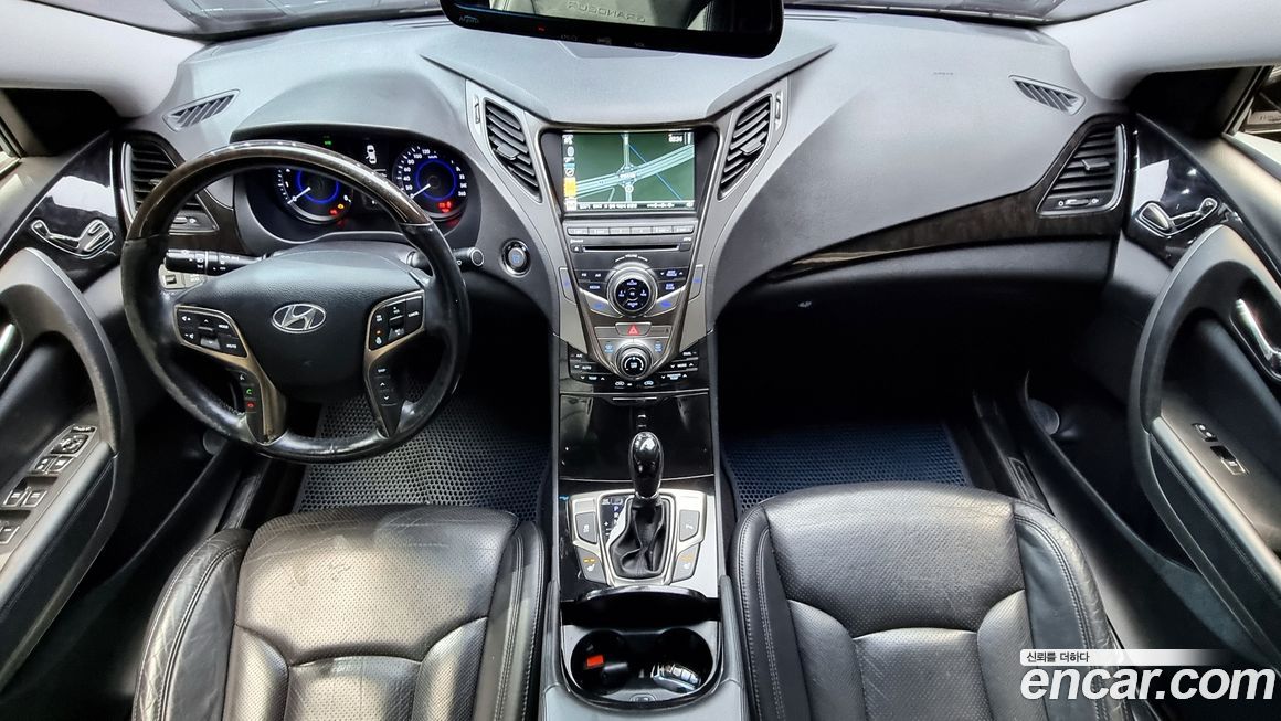 Hyundai Grandeur 2012