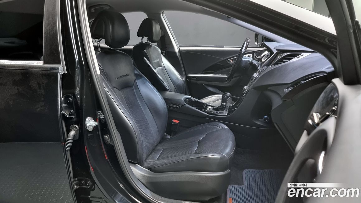 Hyundai Grandeur 2012