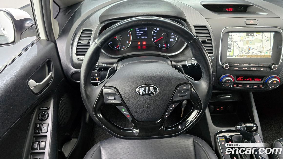 Kia K3 2016