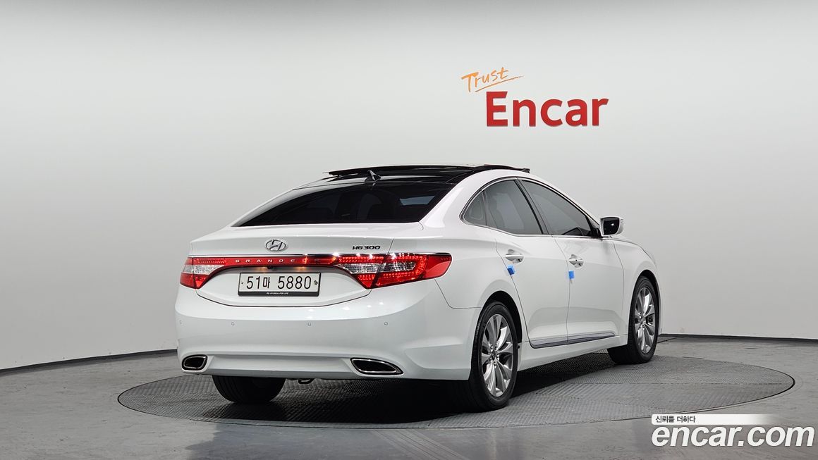 Hyundai Grandeur 2011