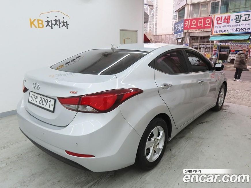 Hyundai AVANTE 2015