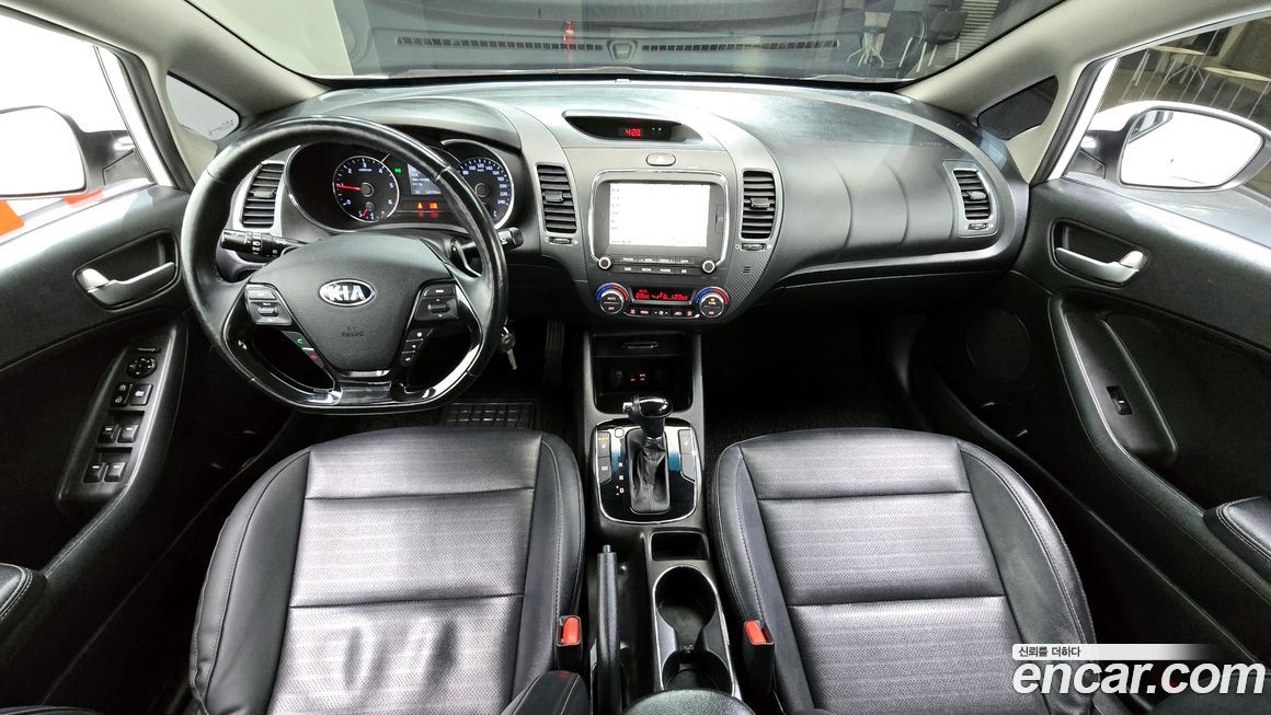 Kia K3 2016