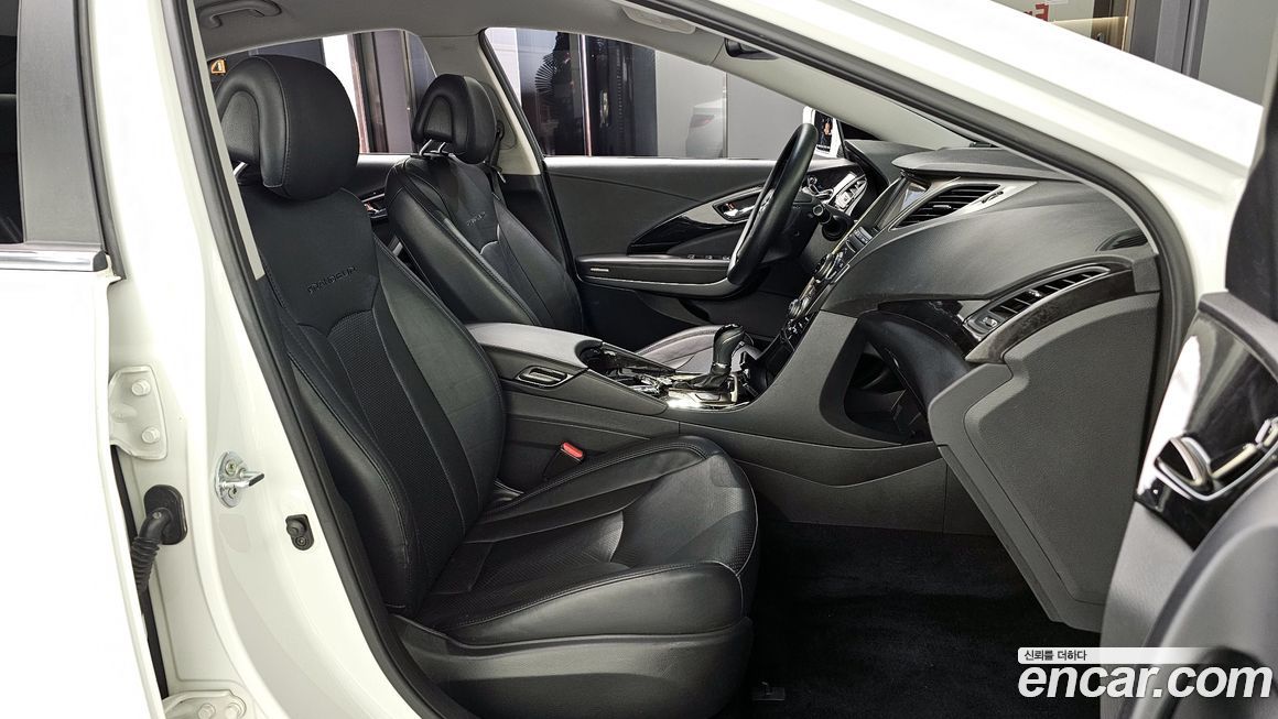 Hyundai Grandeur 2012