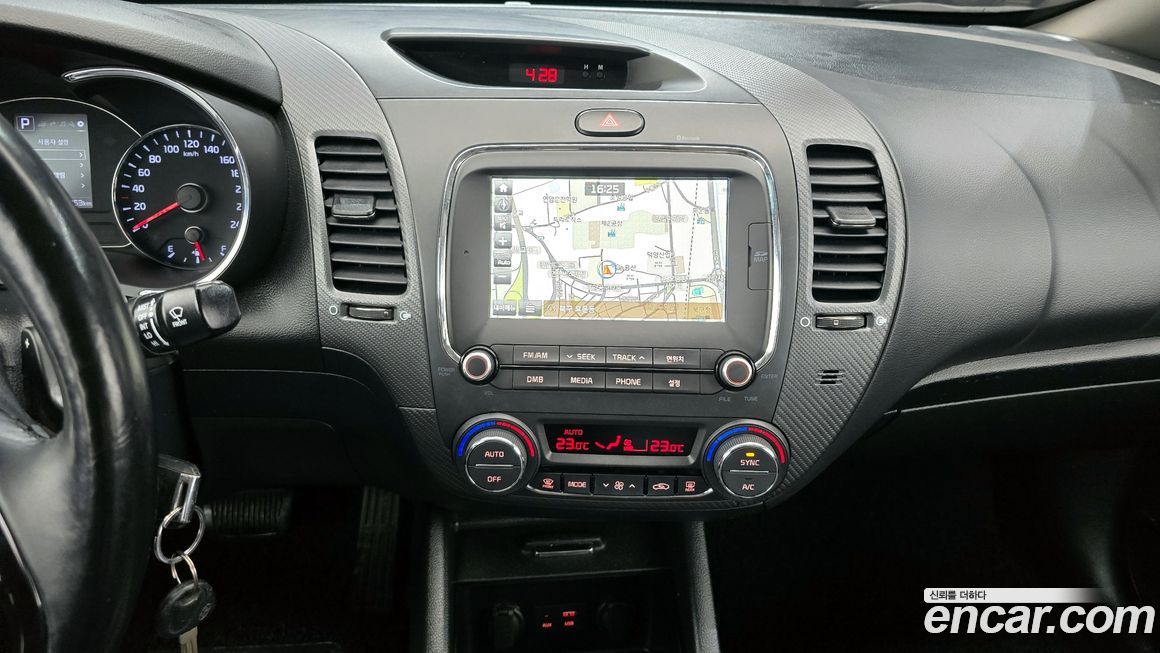 Kia K3 2016