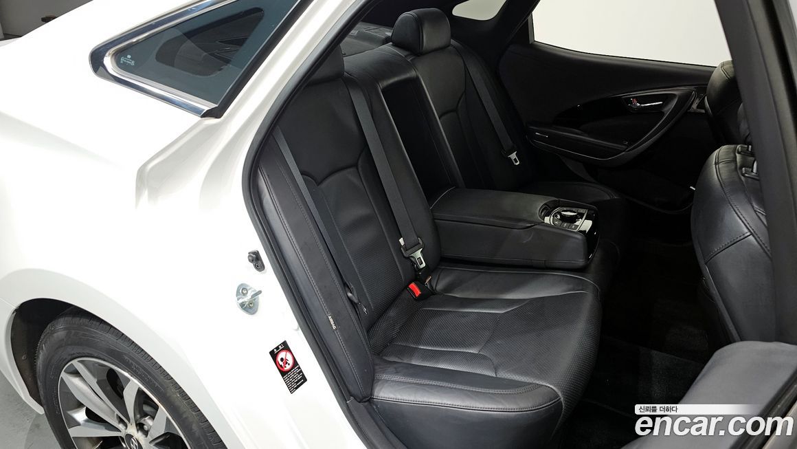 Hyundai Grandeur 2012