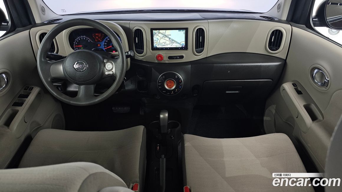 Nissan Cube 2012