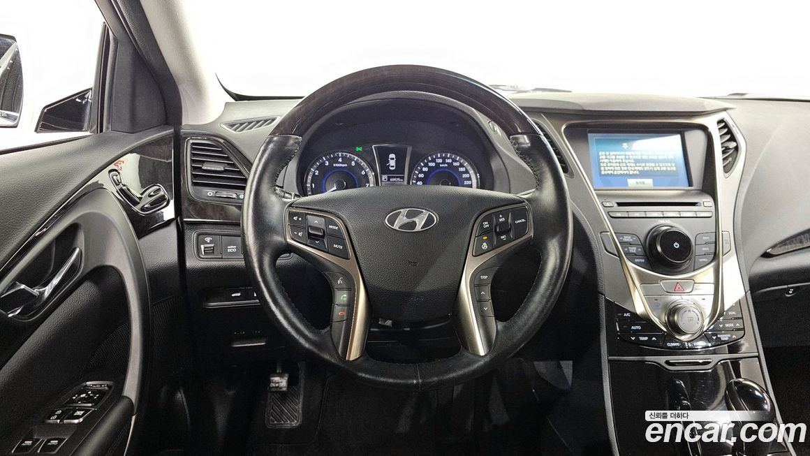 Hyundai Grandeur 2012