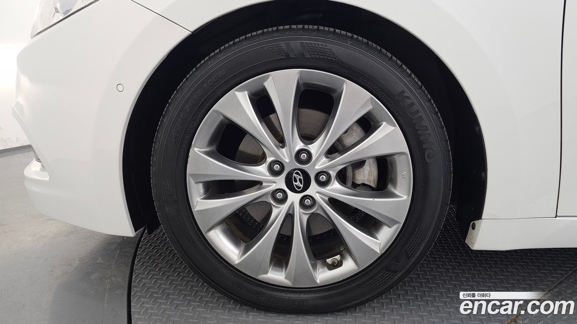 Hyundai Grandeur 2011