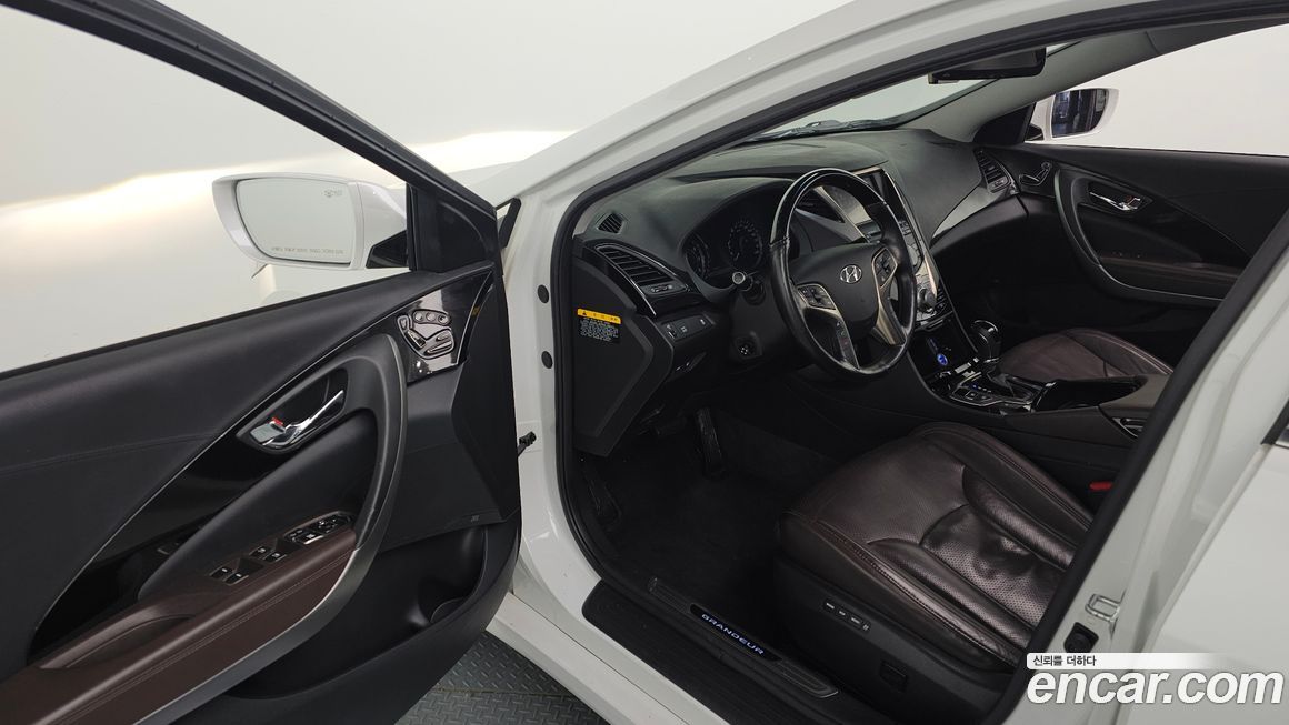 Hyundai Grandeur 2011