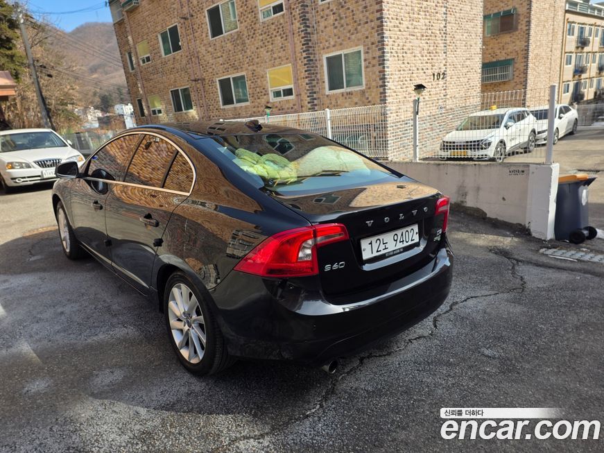 Volvo S60 2014