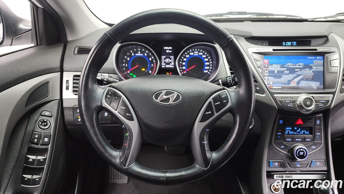 Hyundai AVANTE 2015