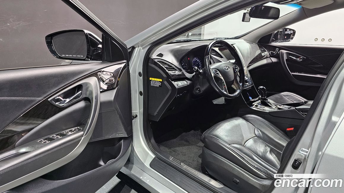 Hyundai Grandeur 2013