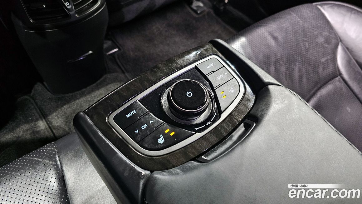 Hyundai Grandeur 2013