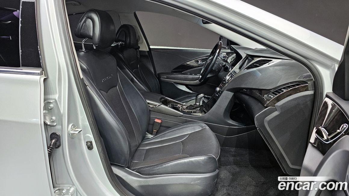 Hyundai Grandeur 2013