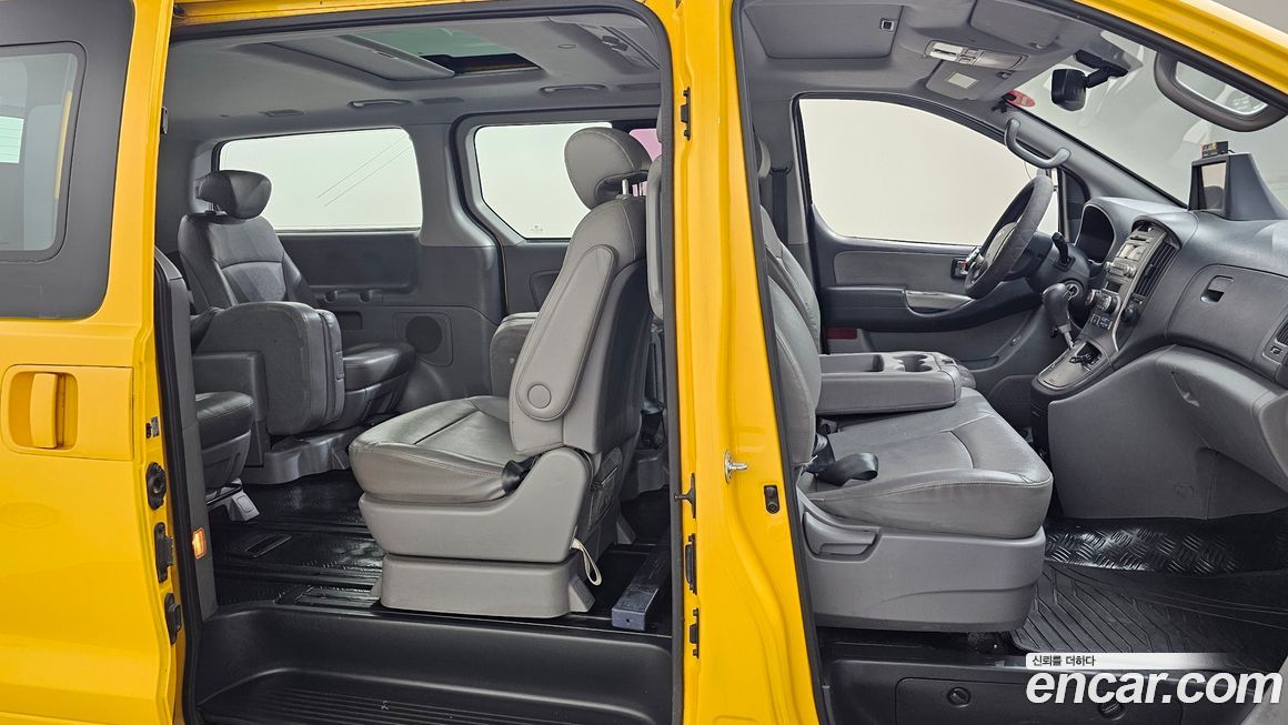 Hyundai Starex 2013