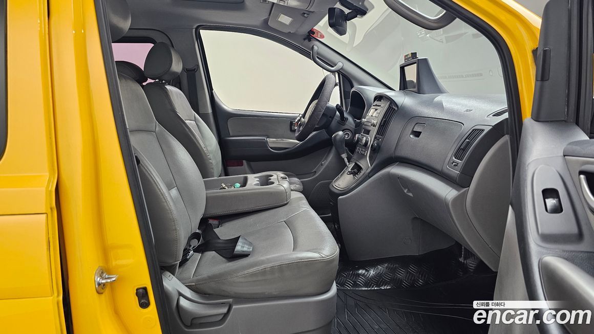 Hyundai Starex 2013