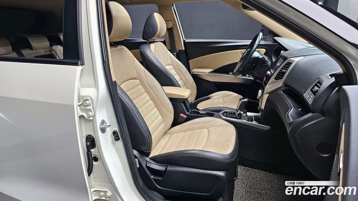 KG_Mobility_Ssangyong TIBOLI 2015