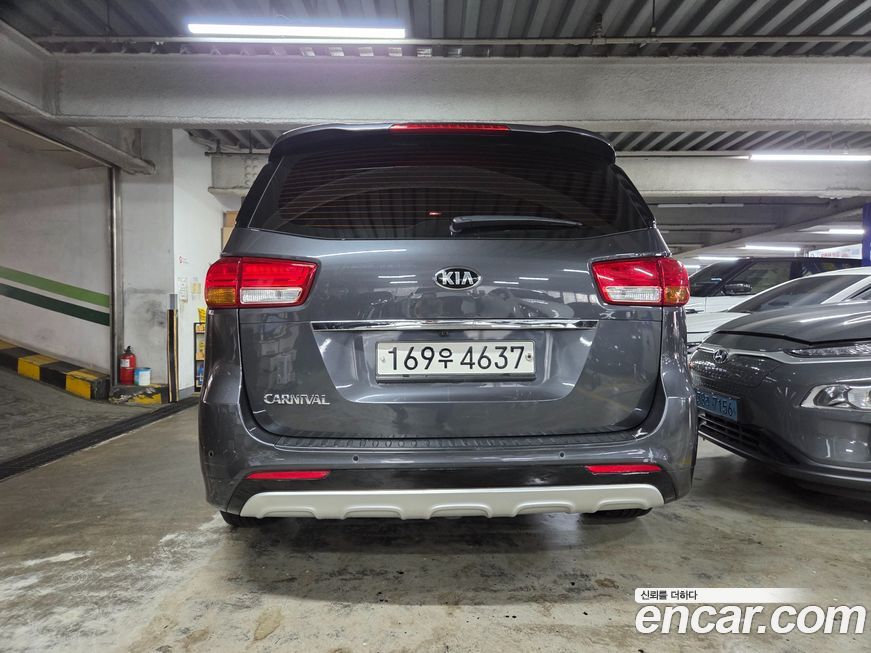 Kia Canival 2017