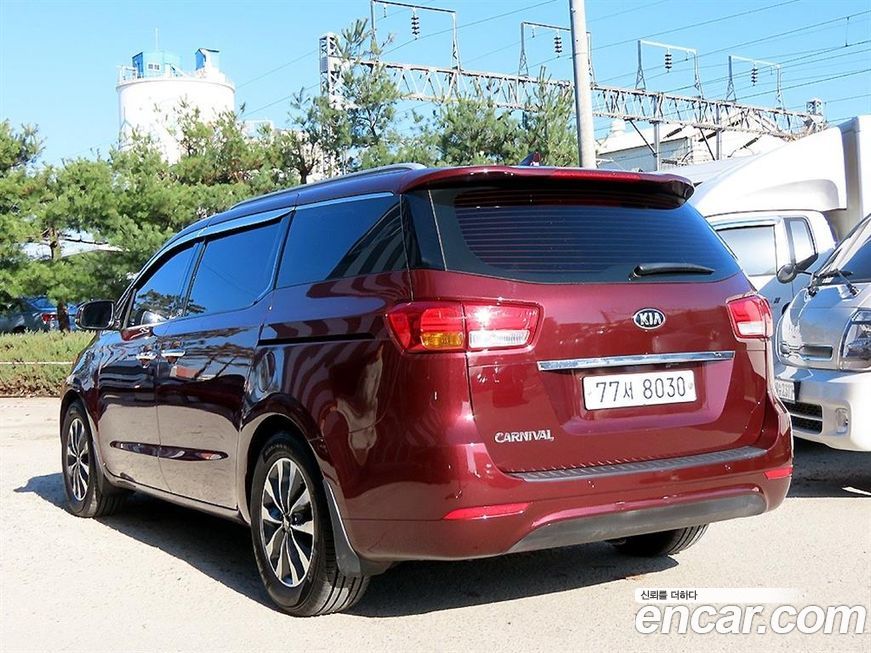 Kia Canival 2015