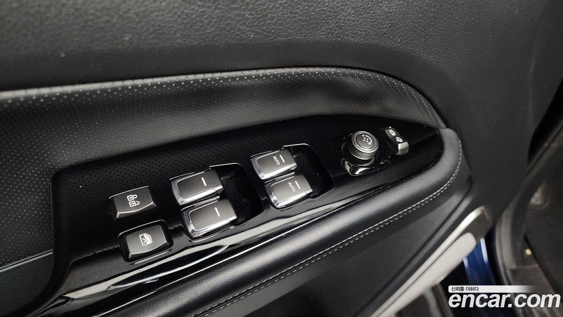 KG_Mobility_Ssangyong Rexton 2018