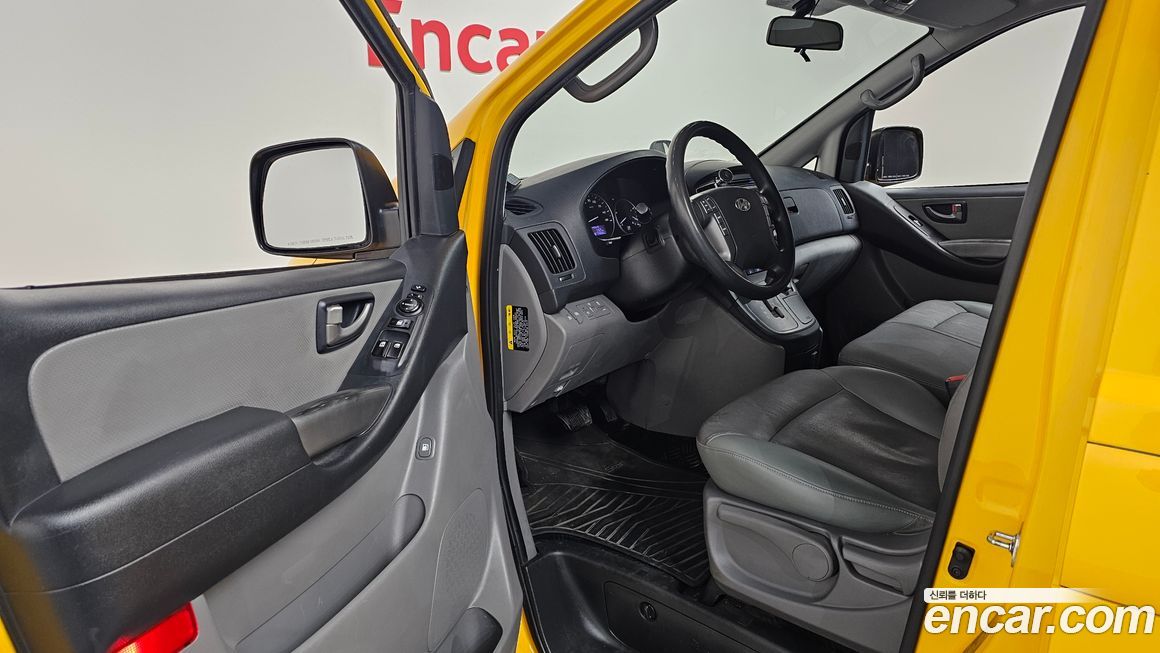 Hyundai Starex 2016