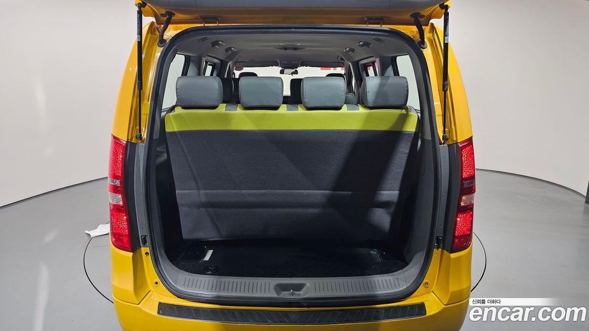 Hyundai Starex 2016