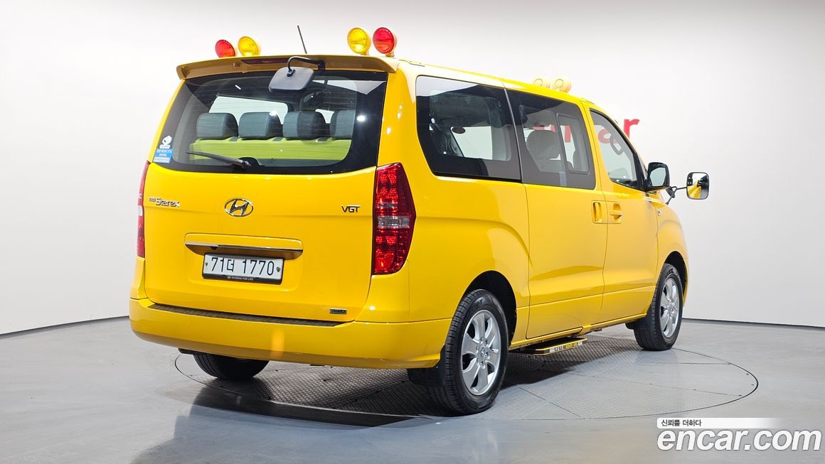 Hyundai Starex 2016