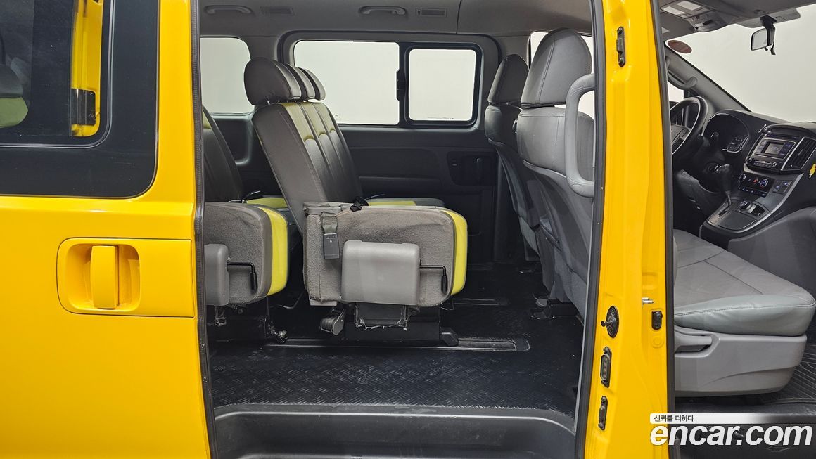 Hyundai Starex 2016