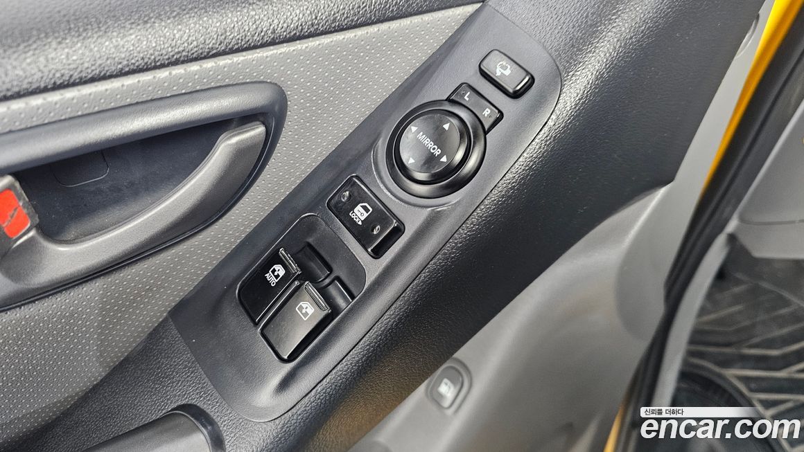 Hyundai Starex 2016