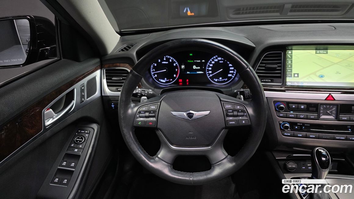 Hyundai Genesis 2015