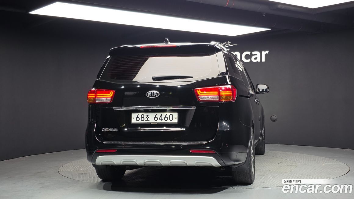 Kia Canival 2018