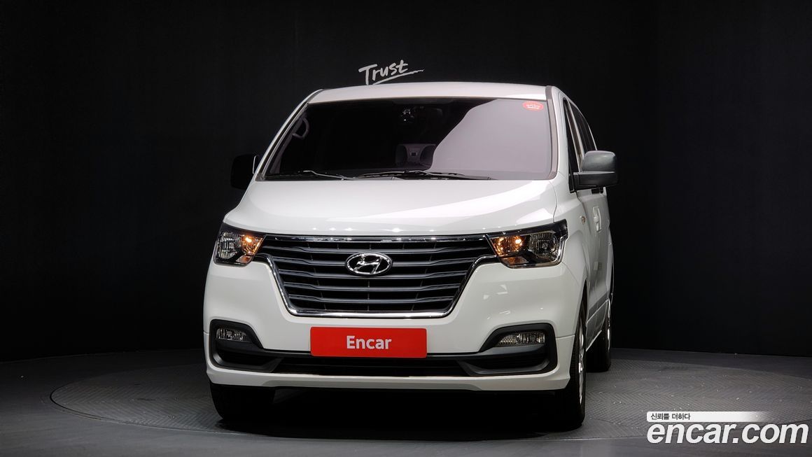 Hyundai Starex 2019