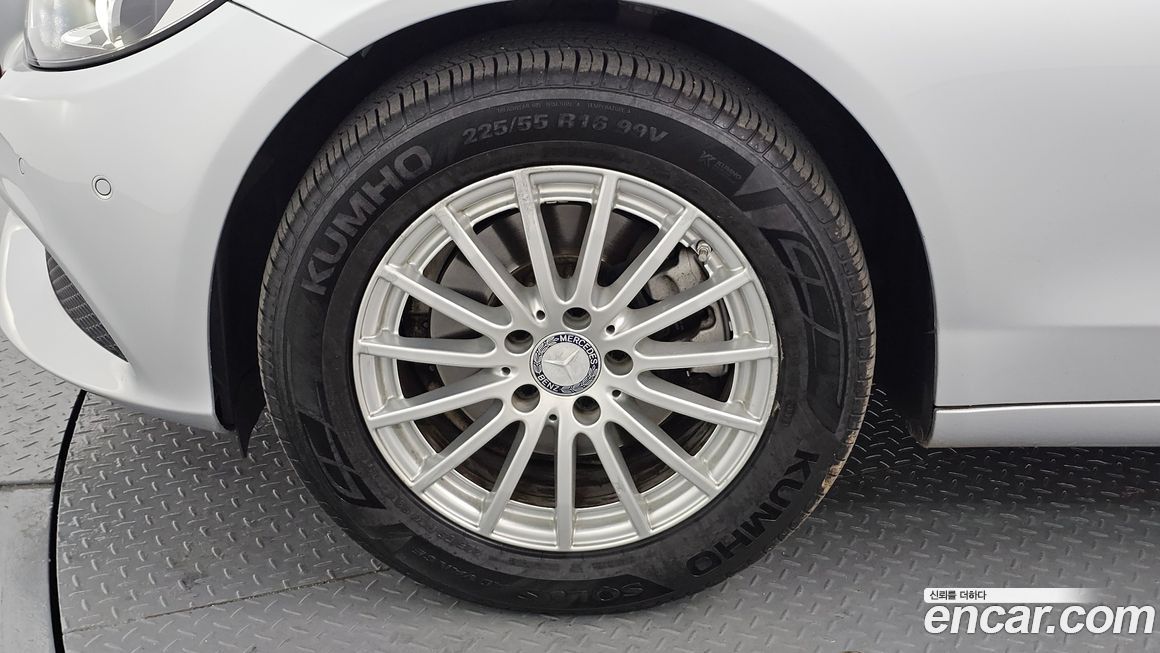 Mercedes-Benz C-Class 2015