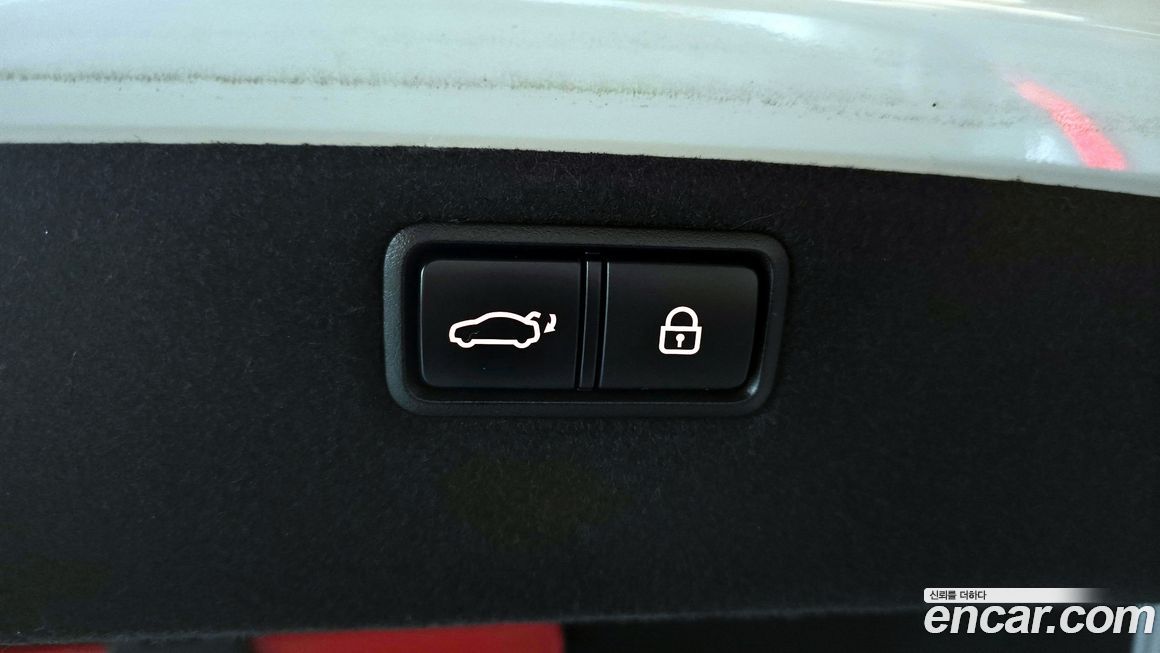 Hyundai Genesis 2015