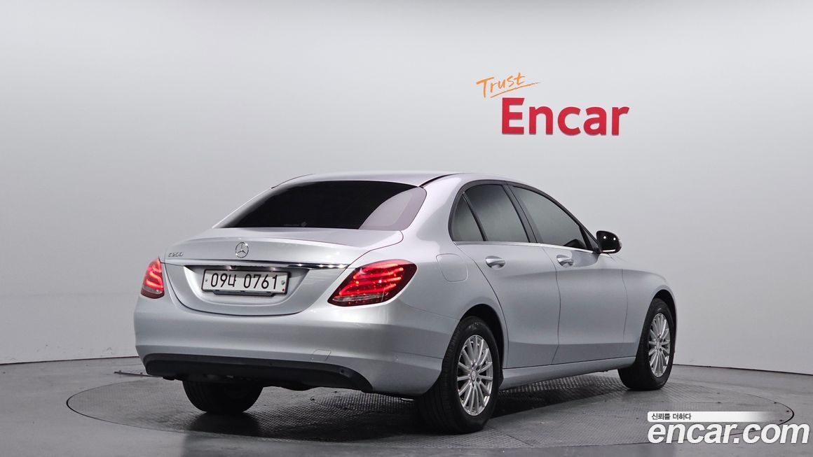 Mercedes-Benz C-Class 2015