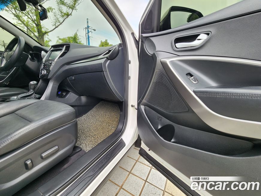 Hyundai Santafe 2017