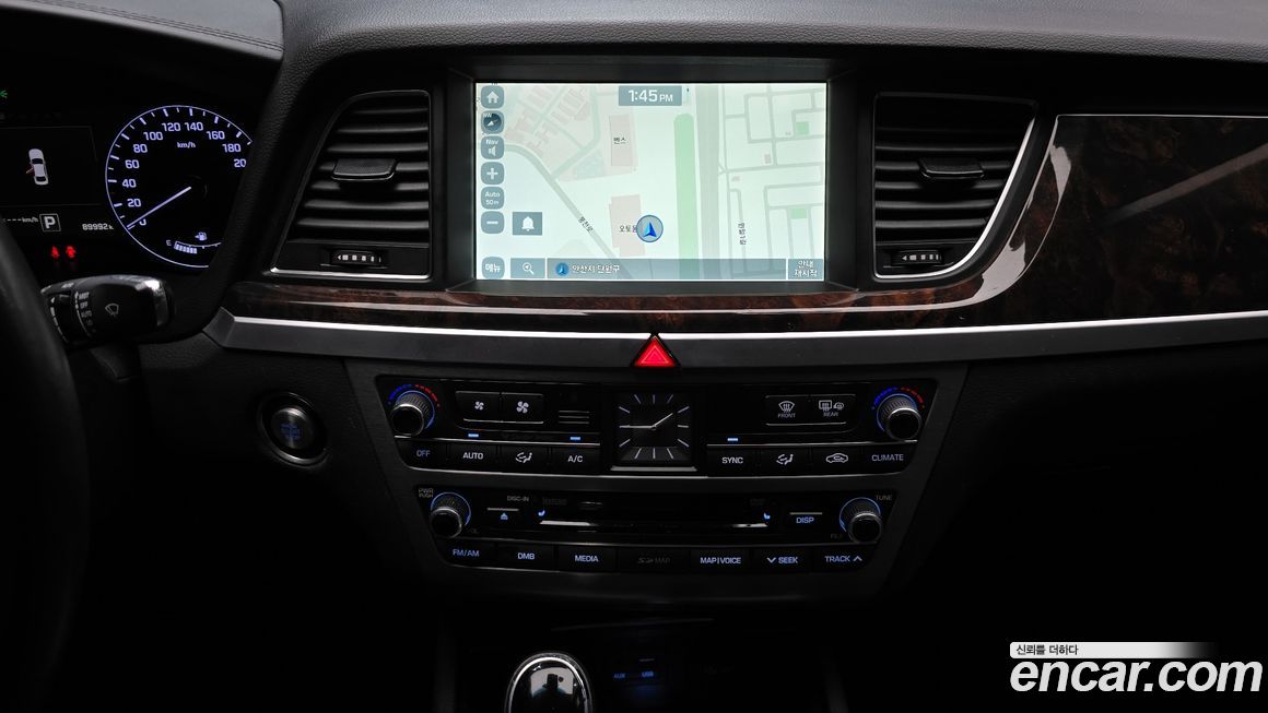 Hyundai Genesis 2015